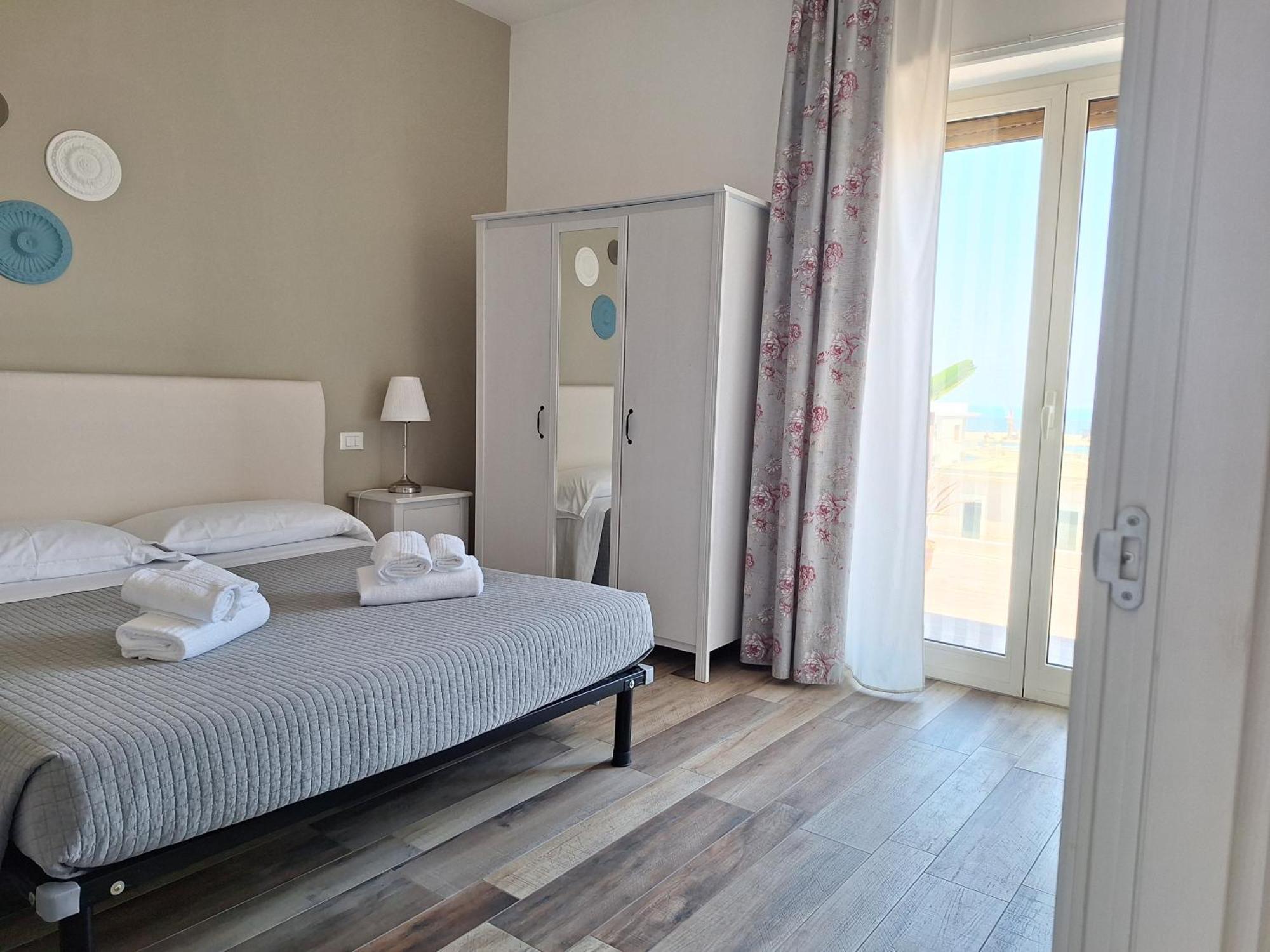 Hotel Vistamare House Monopoli Exterior foto